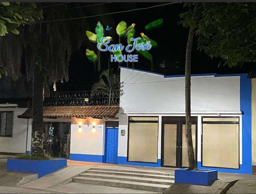 Hotel San Jose House Leticia Exterior foto